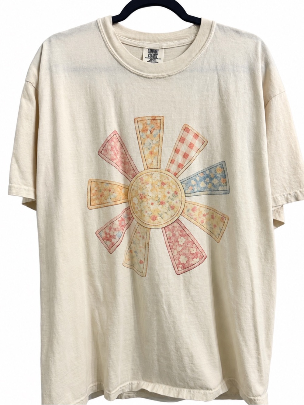 Patchwork Flower Graphic T-Shirt Cream Cottagecore Boho Cotton Heavyweight XL
